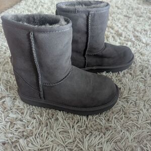 NEW UGG Gray Classic II Boots